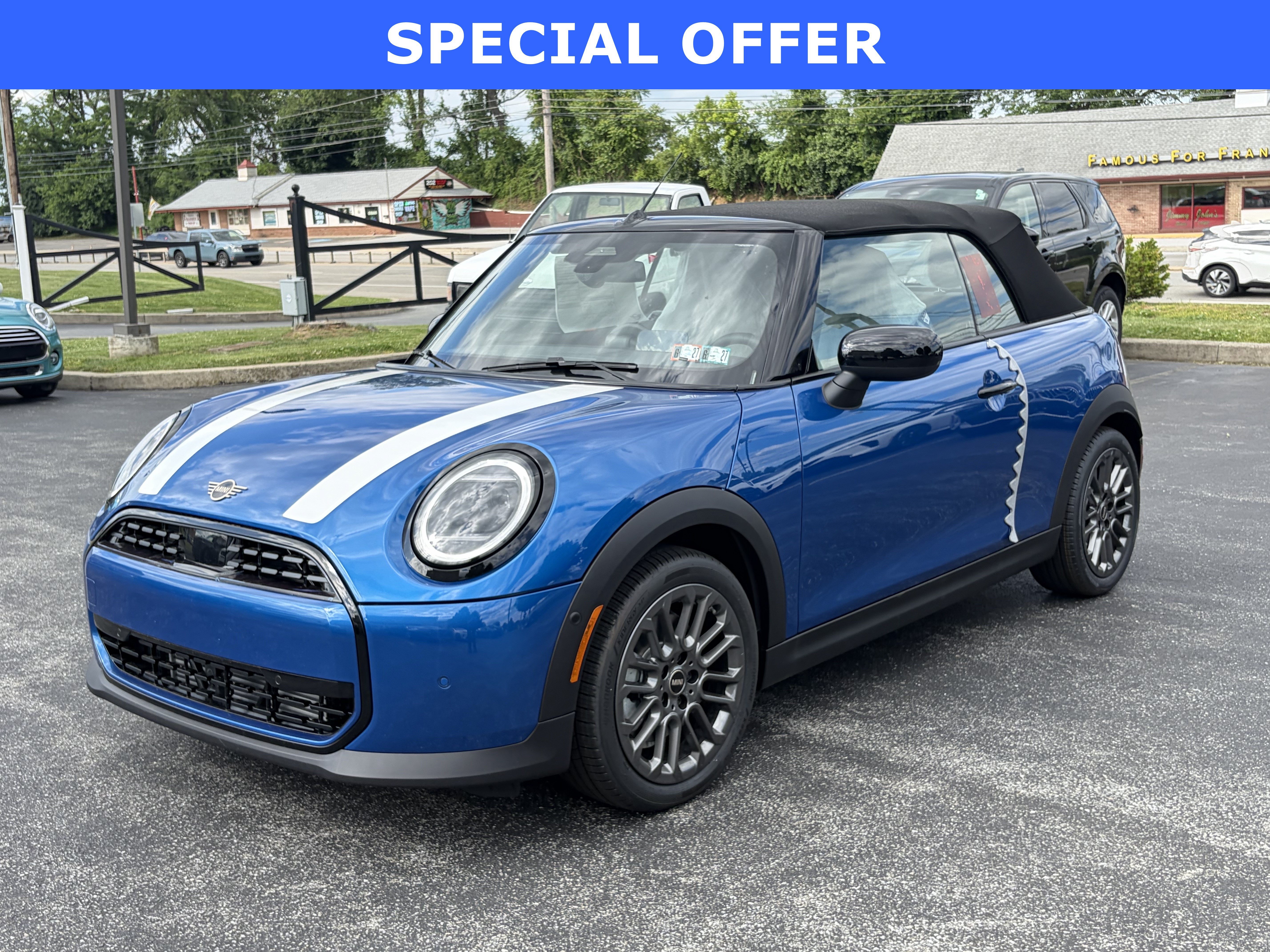 New 2026 Icy Sunshine Blue Metallic MINI Signature Plus image 1