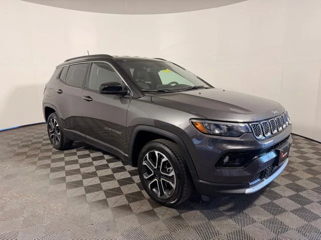 2023 Jeep Compass Limited 4X4's photo