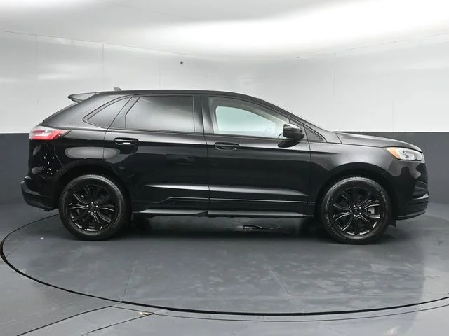 2024 Ford Edge SE - Photo 8