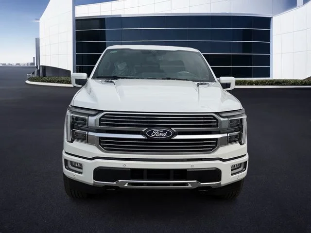 New 2026 Star White Metallic Tri-Coat Ford Platinum® image 2