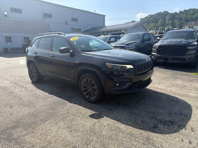 Used 2021 Black Jeep Latitude Lux image 7