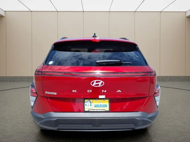 Used 2025 Red Hyundai SEL image 10