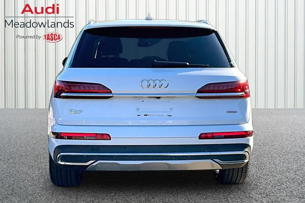 Used 2022  Audi 55 Premium Plus image 5