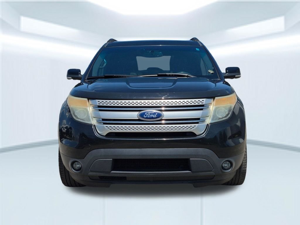 Used 2013 Black Ford XLT image 10