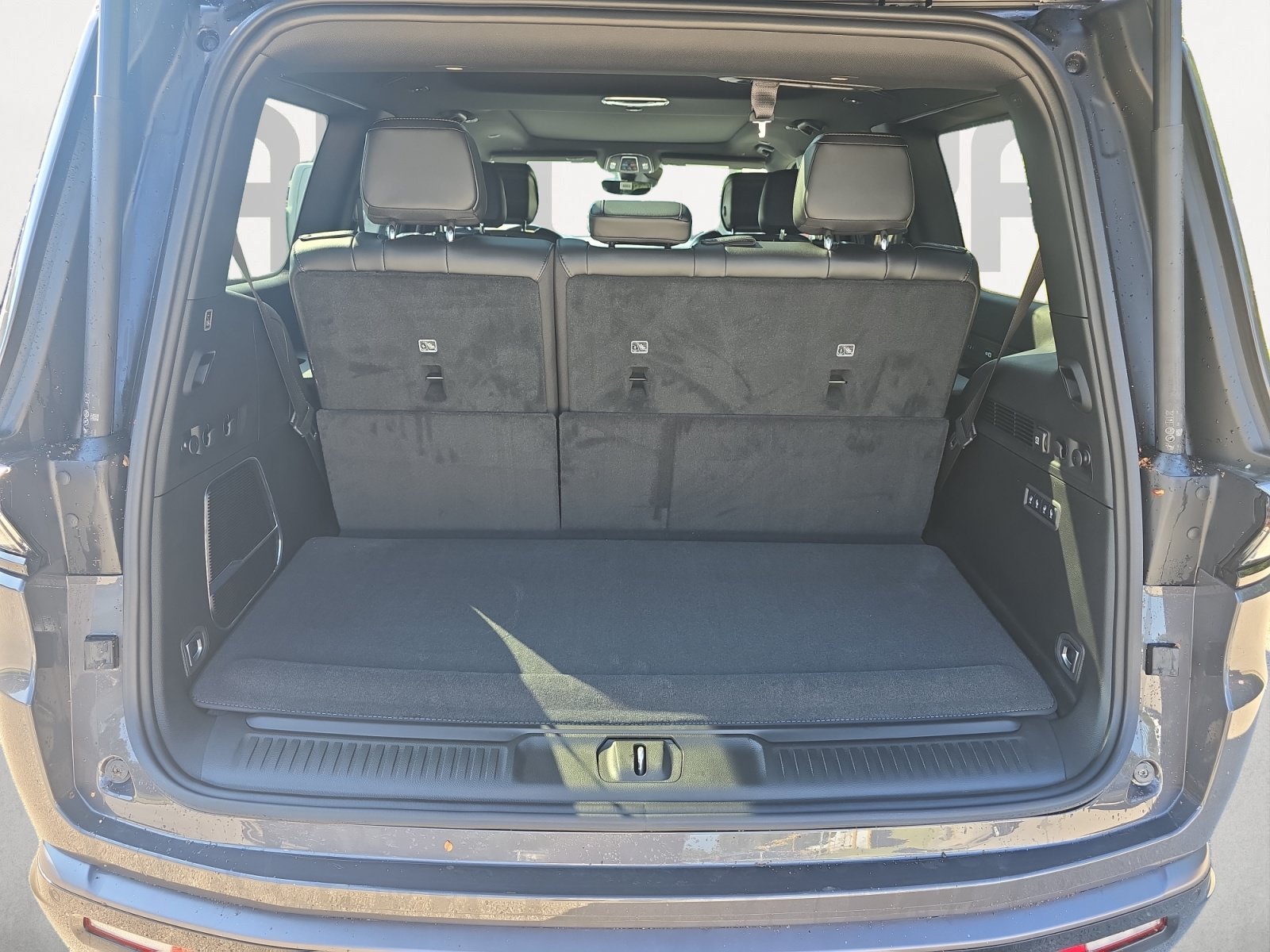New 2026 Baltic Gray Metallic Clearcoat Jeep  image 12