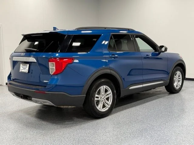 Used 2020 Blue Ford XLT image 10