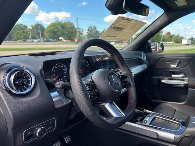 New 2026 Cirrus Silver Metallic Mercedes-Benz GLB 250 image 51