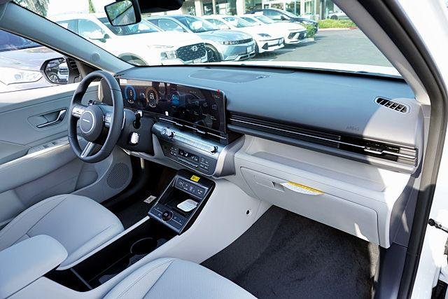 New 2026 White Hyundai SEL Premium FWD image 11