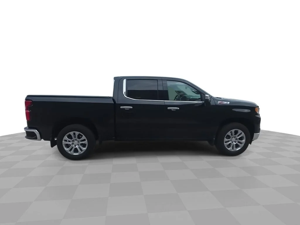 Used 2026 Black Chevrolet LTZ image 9