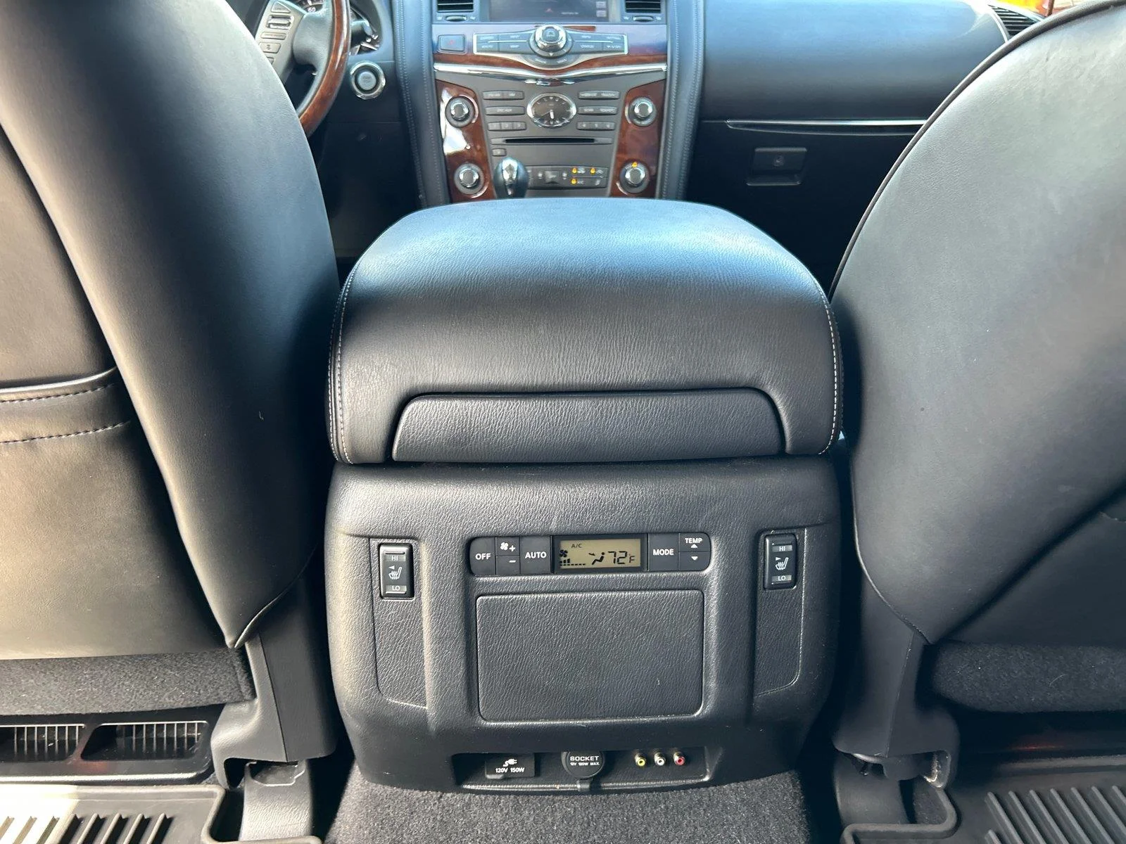 Used 2015 Majestic White INFINITI 4WD image 35