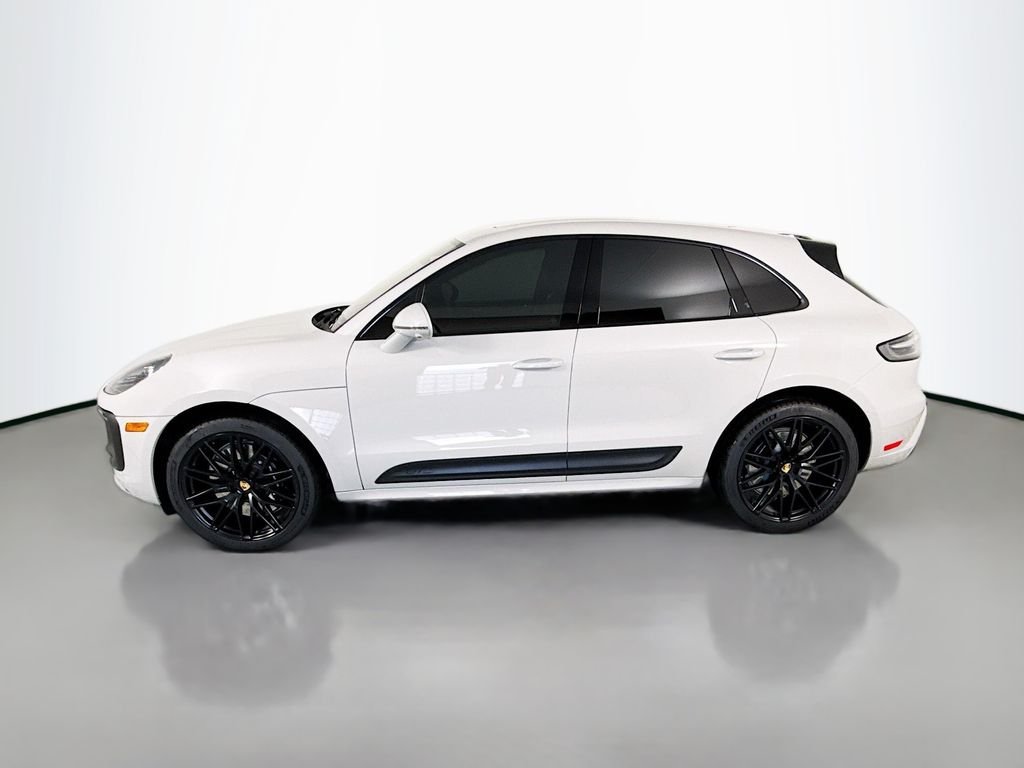 Used 2023  Porsche GTS image 2