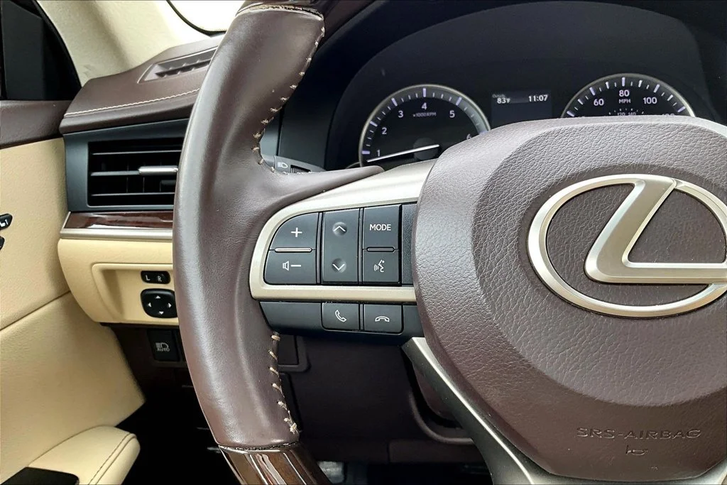Used 2017 Silver Lexus 350 image 18