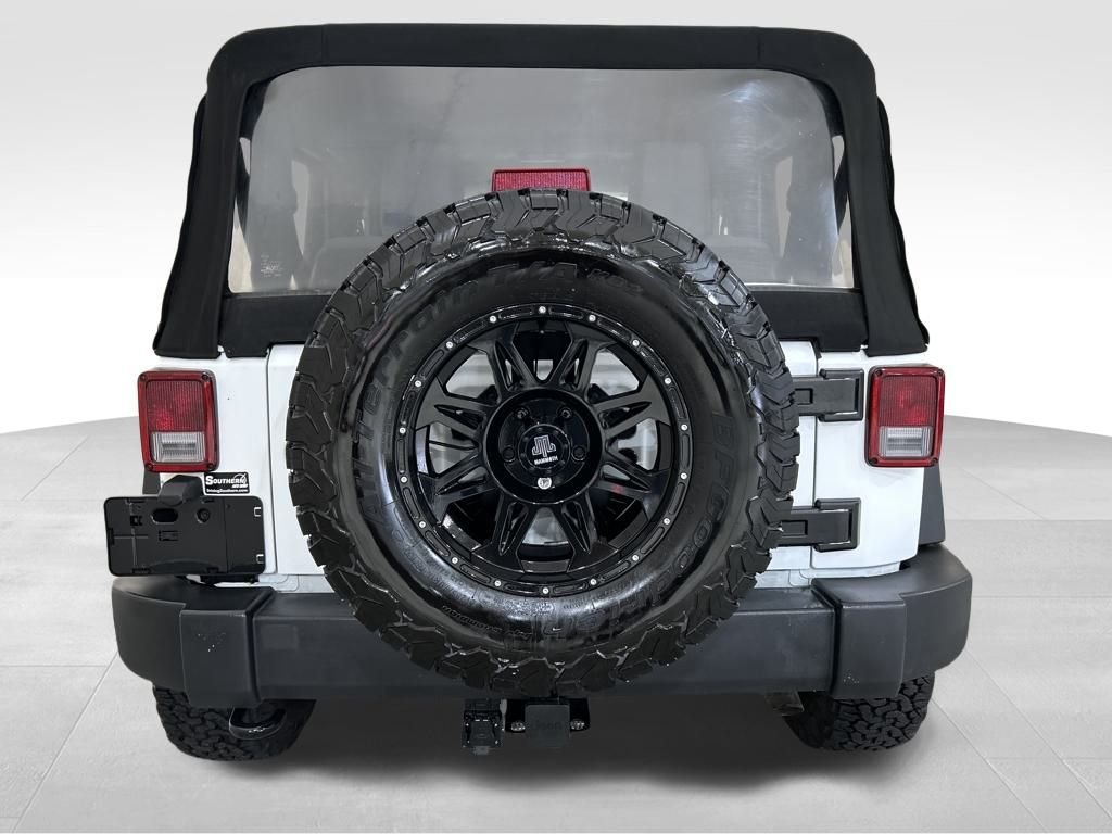 2018 Jeep Wrangler Sport photo 4