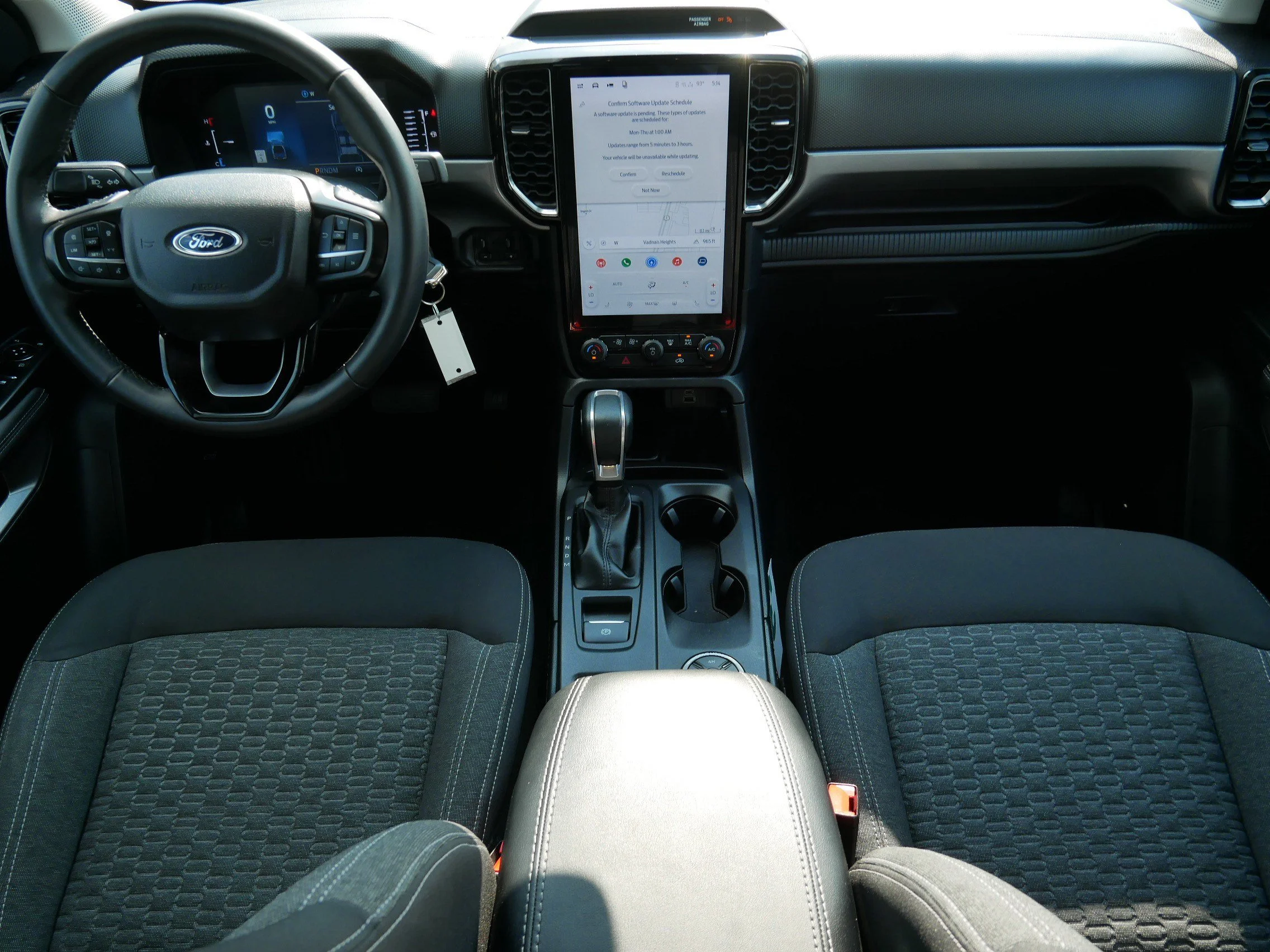Used 2024 Cactus Grey Ford XLT image 10