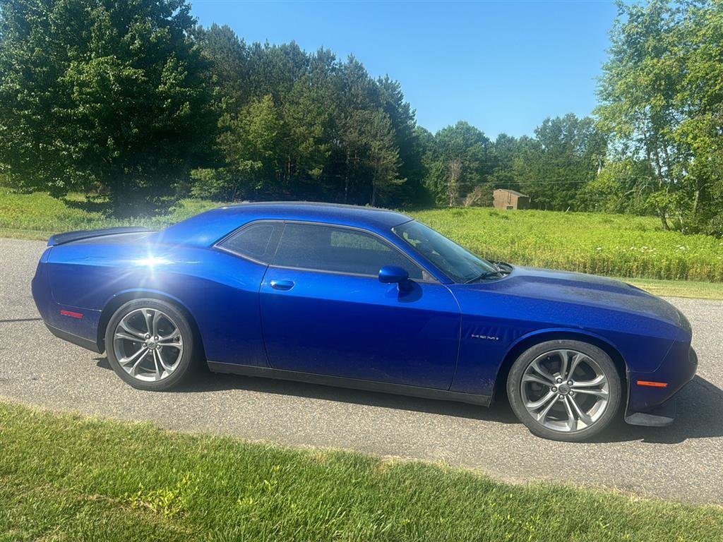 Used 2020 Indigo Blue Dodge R/T image 4