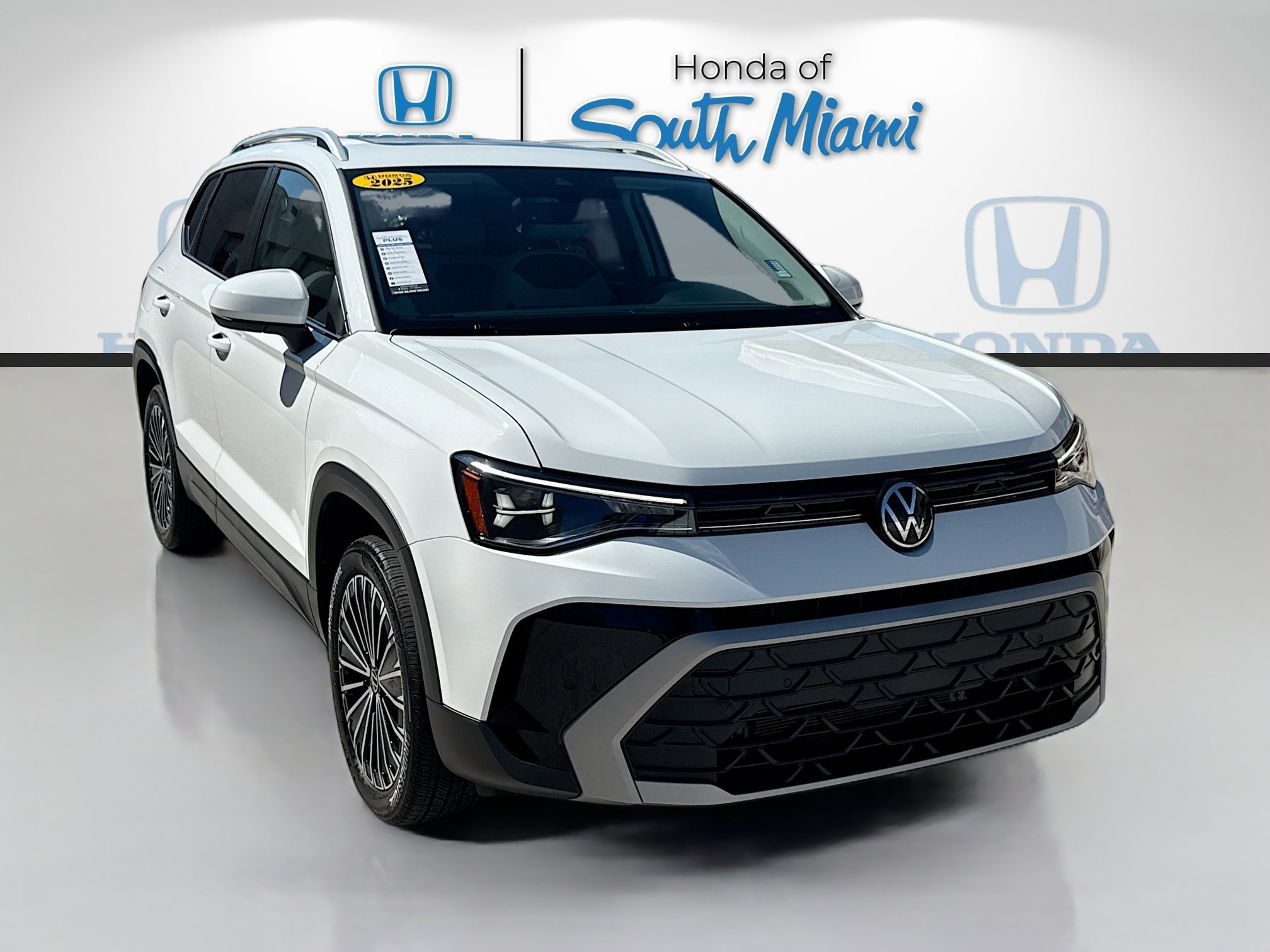 2025 Volkswagen Taos SE