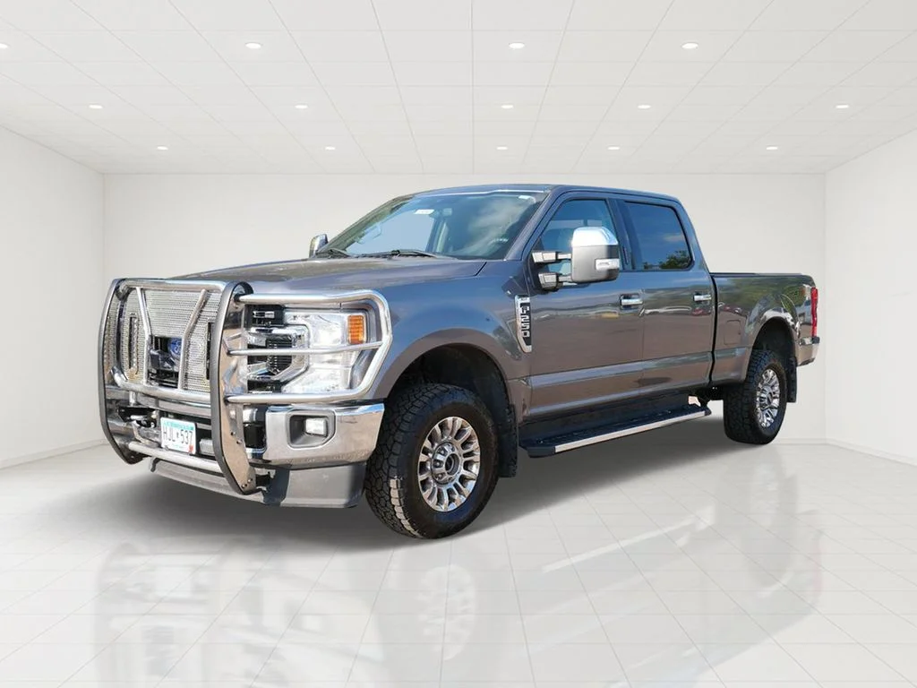 Certified Used 2022 Gray Ford XLT image 2