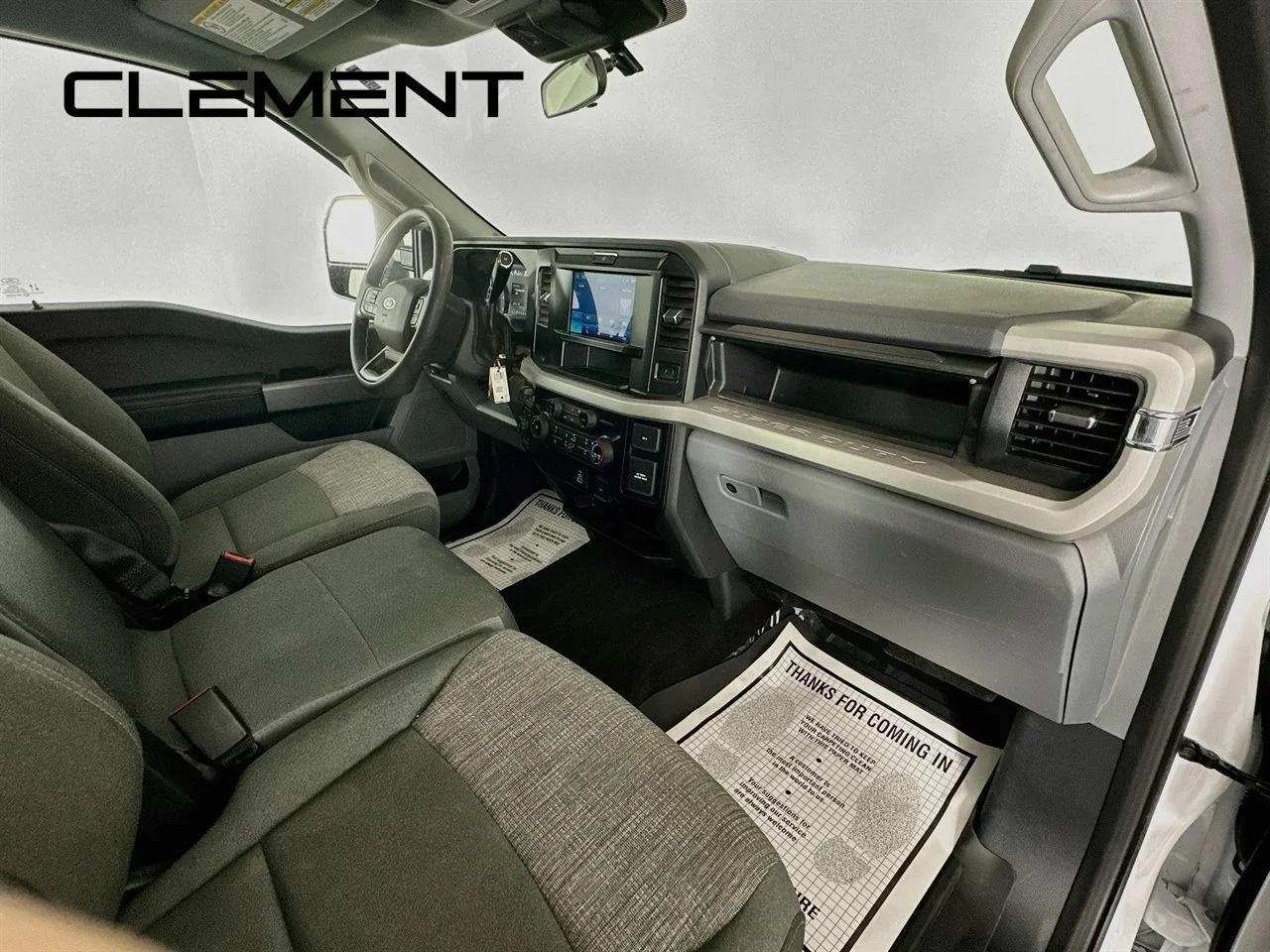 Used 2026 Oxford White Ford XLT image 30