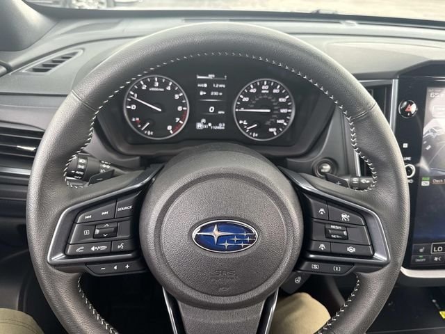 Used 2025 Riverrock Green Subaru Limited image 34