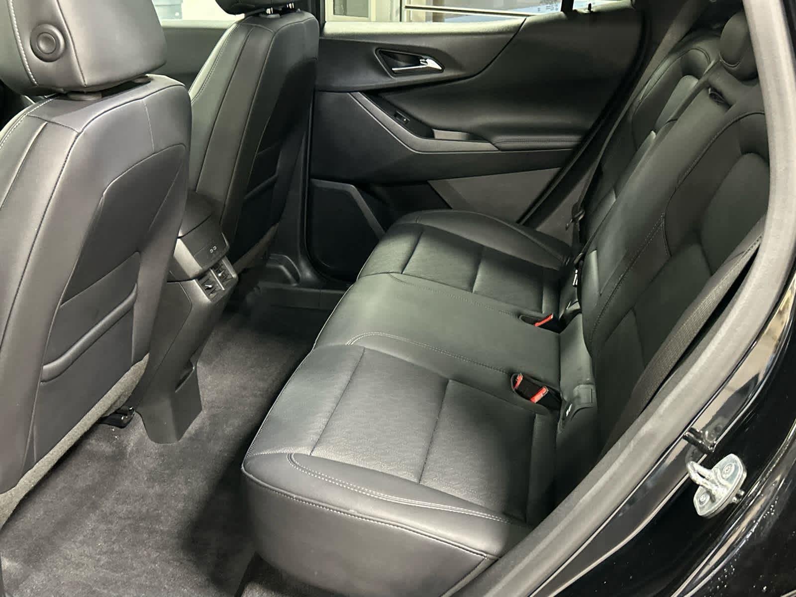 2025 Chevrolet Equinox LT - Photo 22