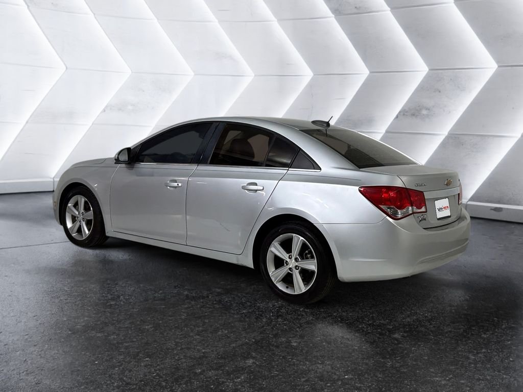 Used 2015 Silver Chevrolet 2LT image 6
