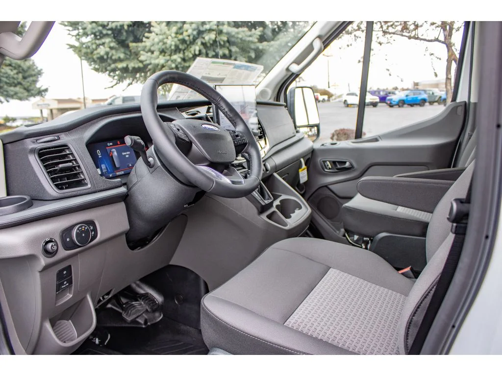 New 2026 OXFORD WHITE Ford XLT image 35