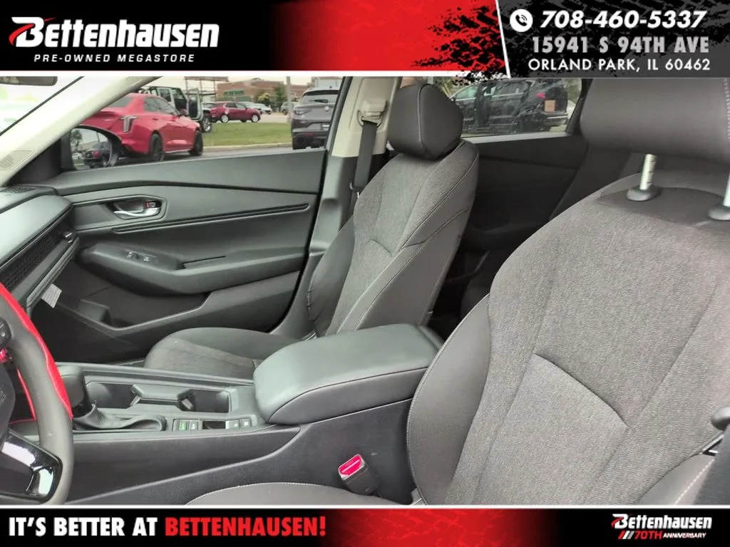 Used 2025 Gray Honda SE image 19