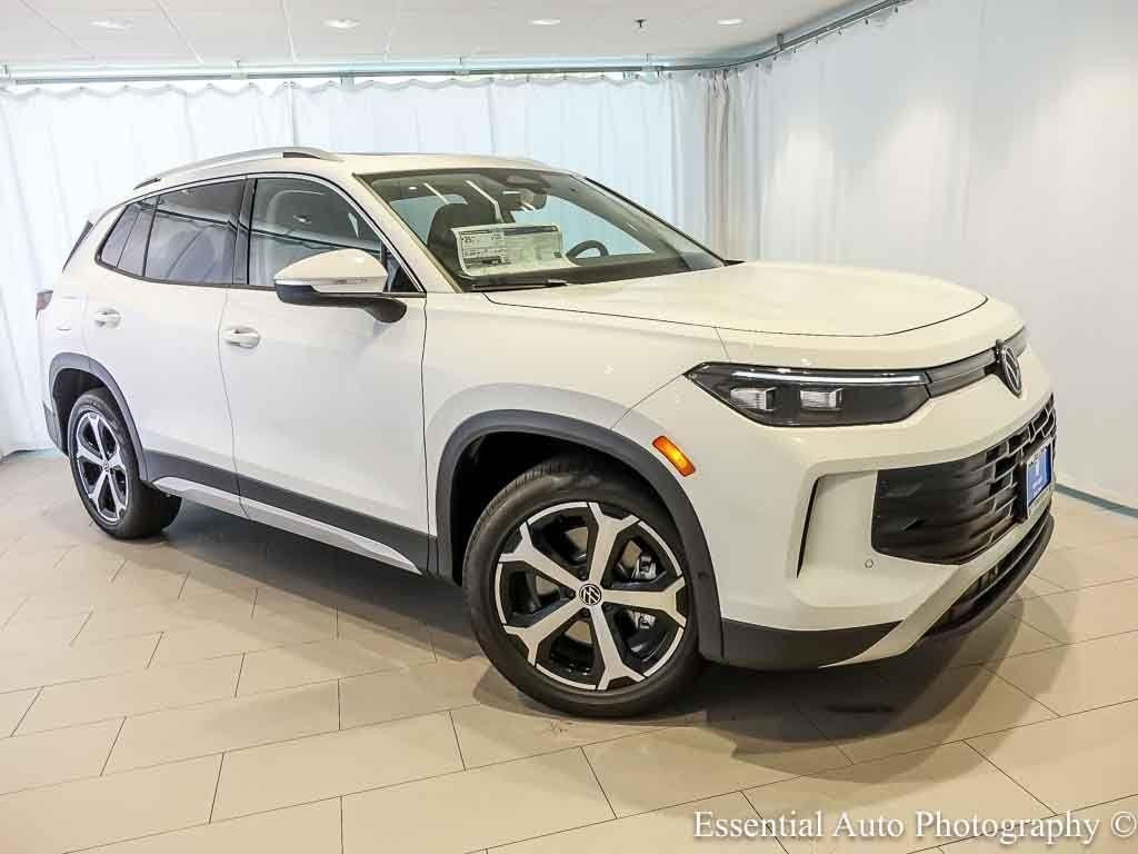 New 2026 Pure White Volkswagen 2.0T SE image 2
