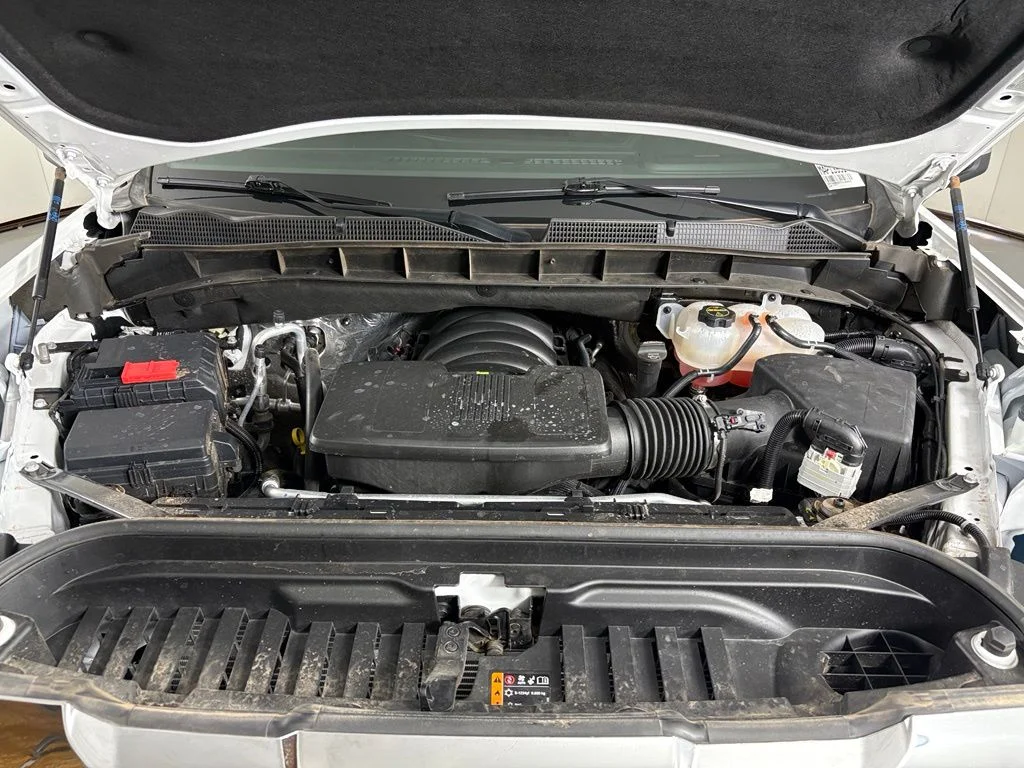Used 2026 White GMC SLE image 46