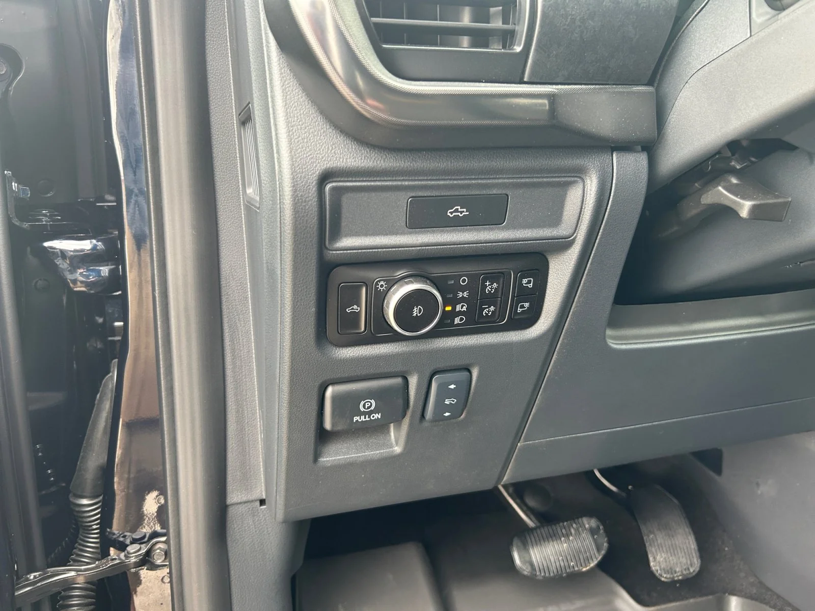 New 2026 Antimatter Blue Metallic Ford Tremor image 16