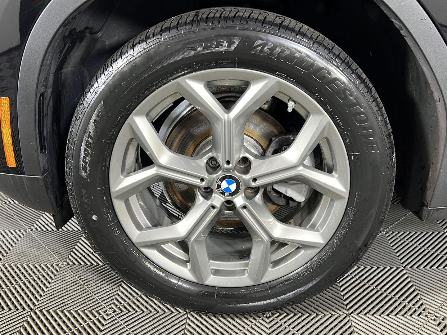 Certified Used 2024 Black Sapphire Metallic BMW xDrive30i image 15