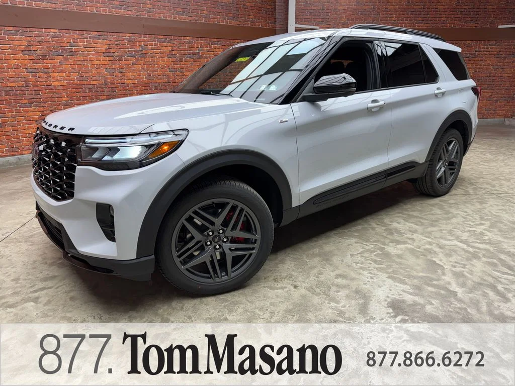 2026 Ford Explorer ST-LINE 4WD's photo