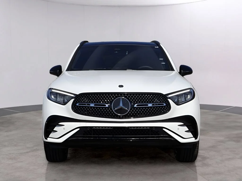 New 2026 Polar White Mercedes-Benz GLC 300 image 44