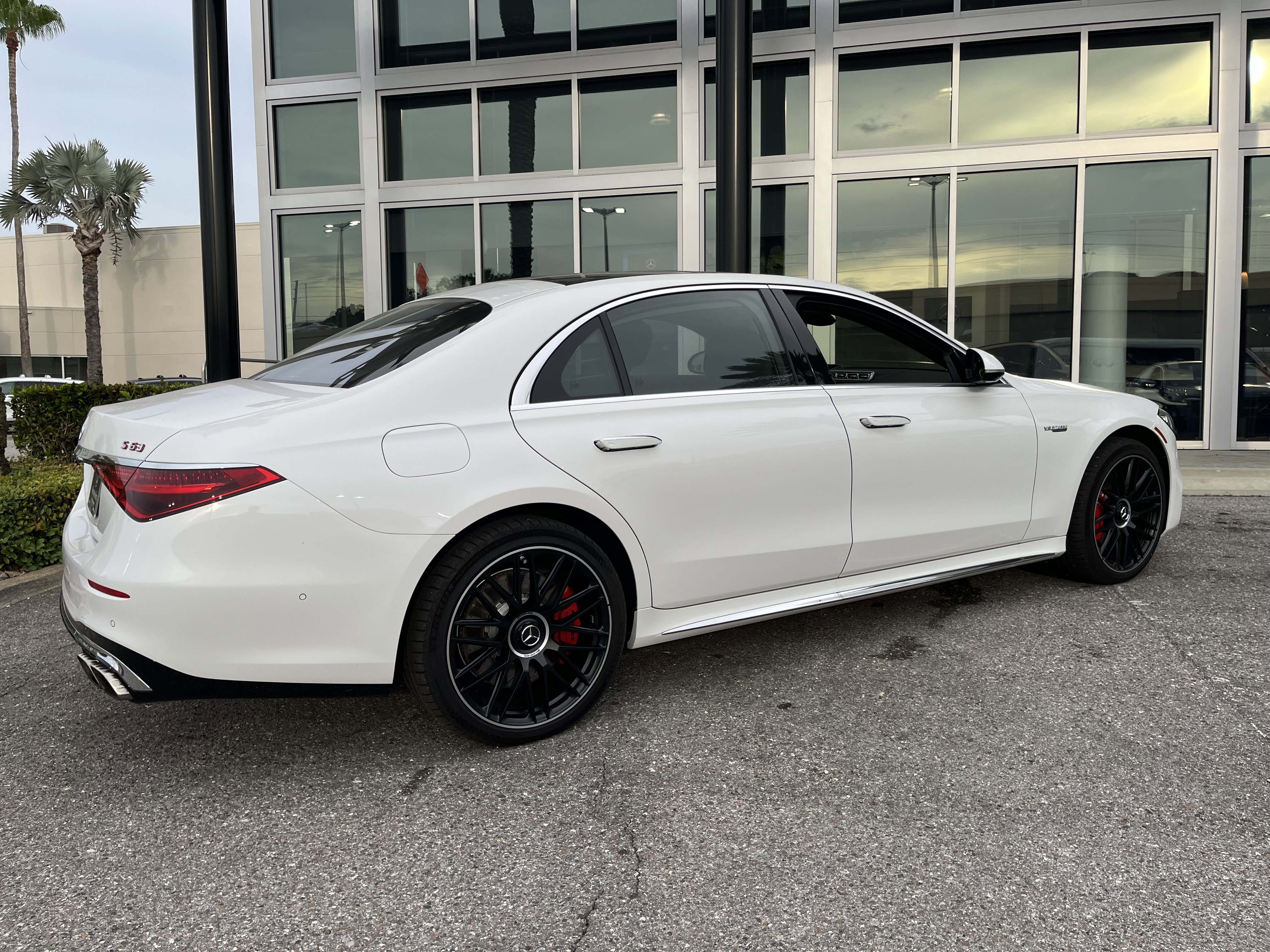 2026 Mercedes-Benz S-Class AMG S 63 - Photo 49