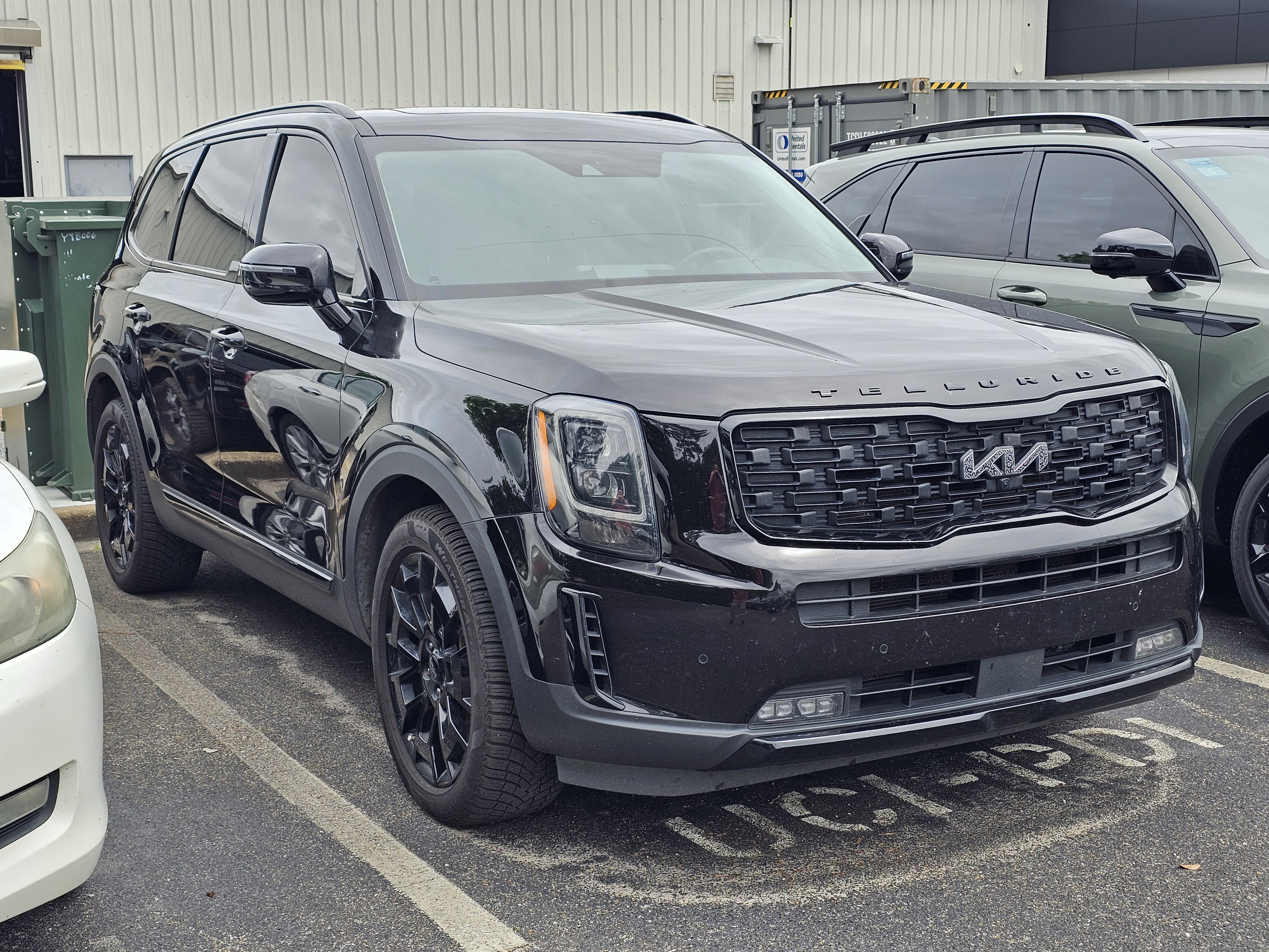 Used 2022 Black Copper Kia SX image 5