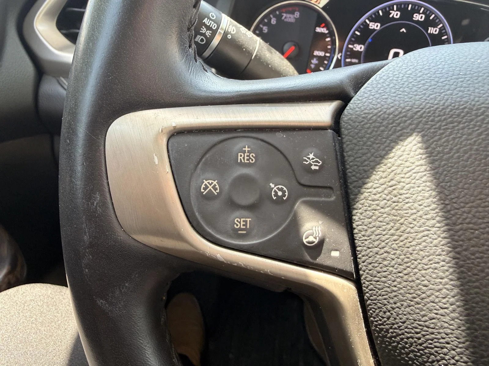 Used 2020 White Frost Tricoat GMC Denali image 18