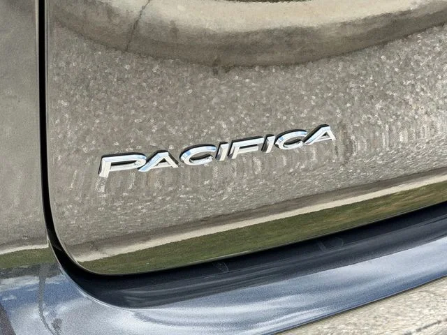 2017 Chrysler Pacifica Touring - Photo 9