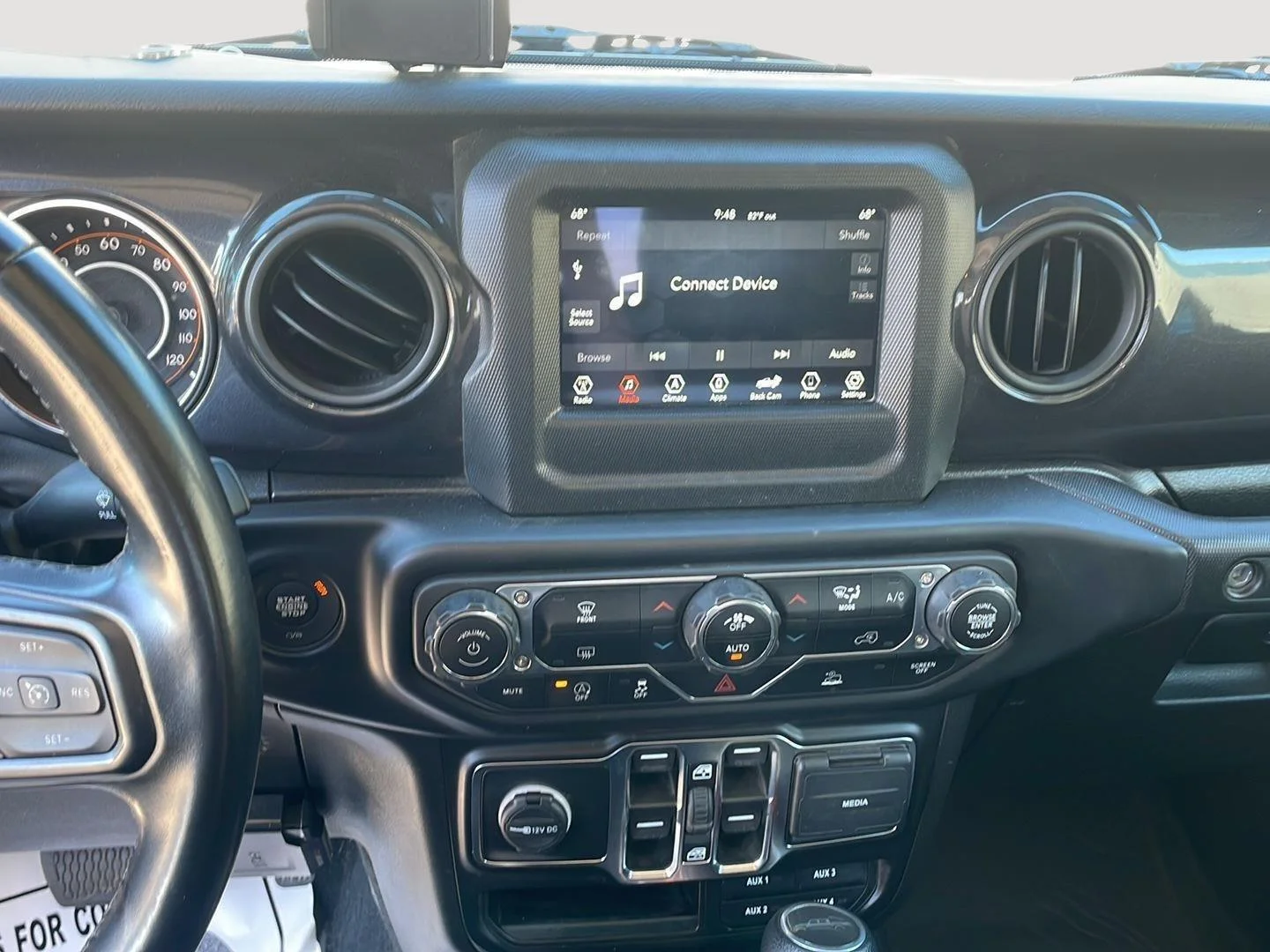 Used 2022 Hydro Blue Pearlcoat Jeep Altitude image 13