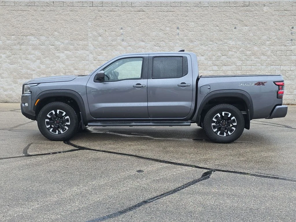 Used 2022  Nissan PRO-4X image 10