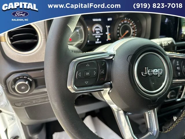 Used 2024 White Jeep Sahara image 22
