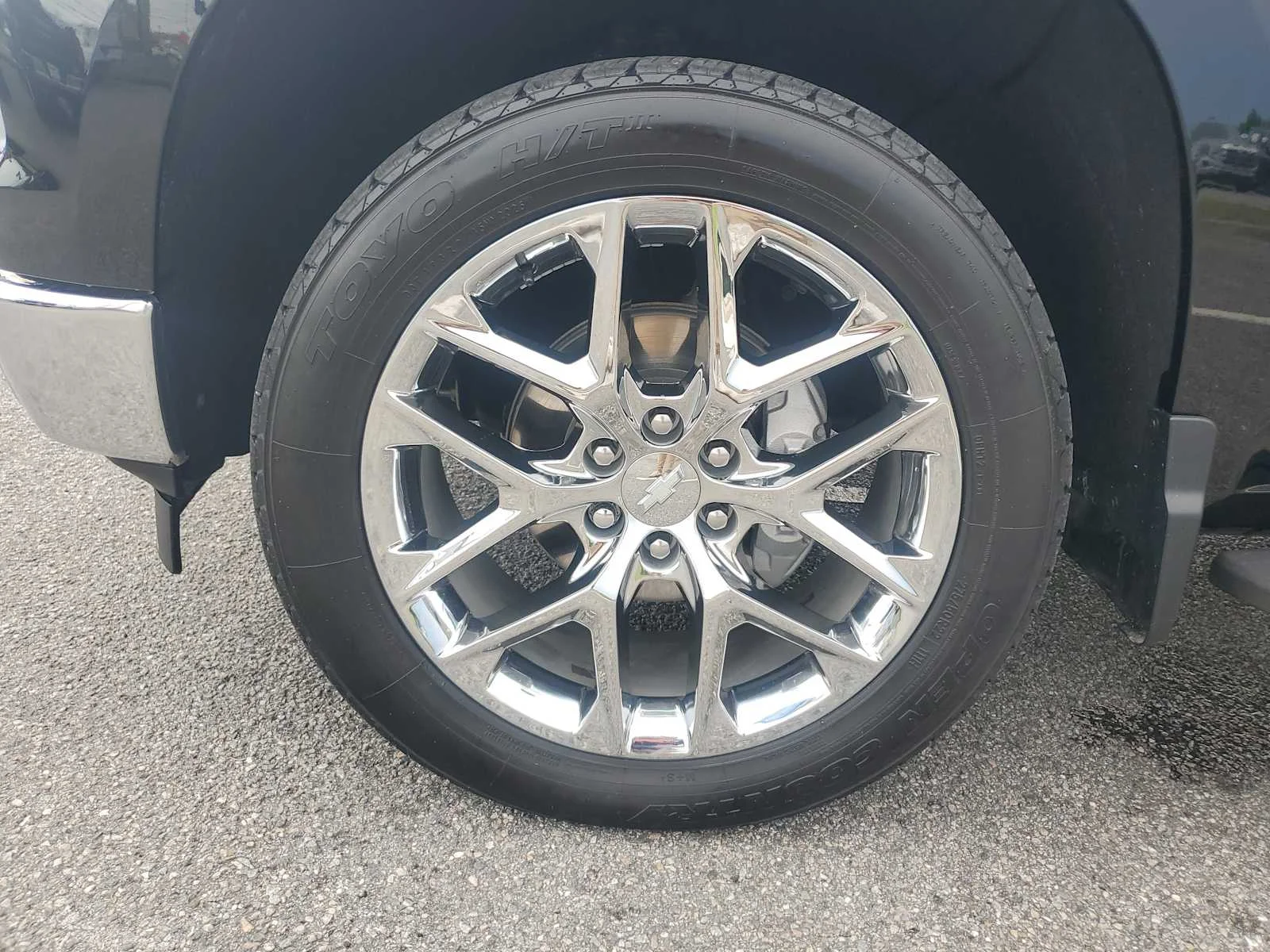 Used 2023 BLACK Chevrolet LTZ image 14