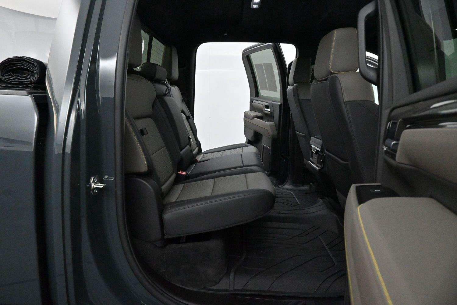 Used 2026 Cypress Gray Chevrolet ZR2 image 33