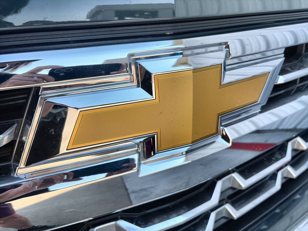 Used 2025 Cypress Gray Chevrolet LTZ image 33