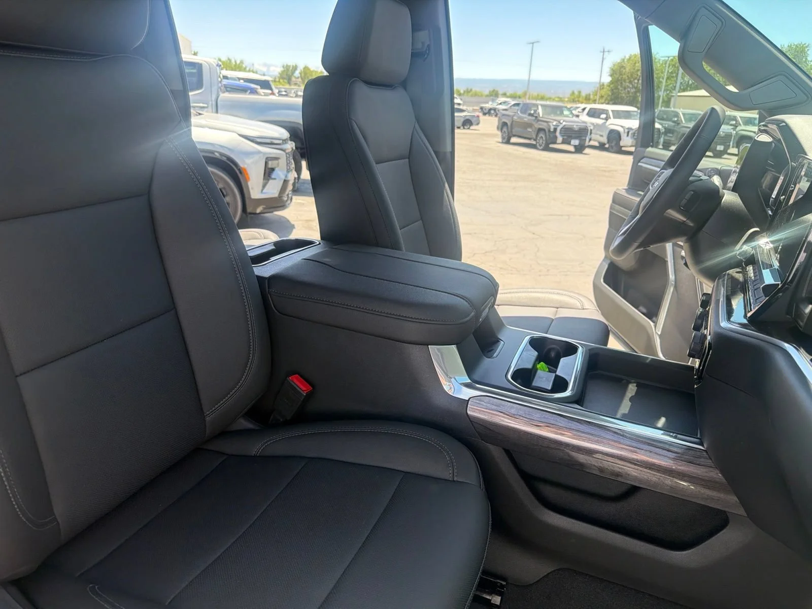 2026 Chevrolet Silverado 3500 HD LTZ - Photo 28