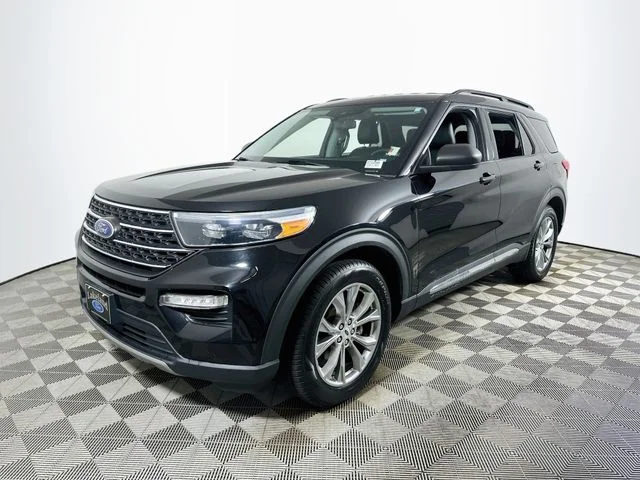 Certified Pre-Owned 2022 Ford Explorer XLT