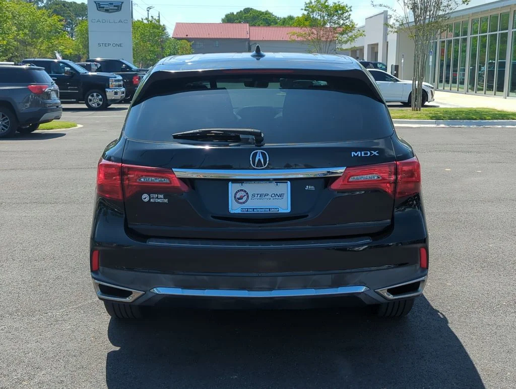Used 2017  Acura 3.5L image 5