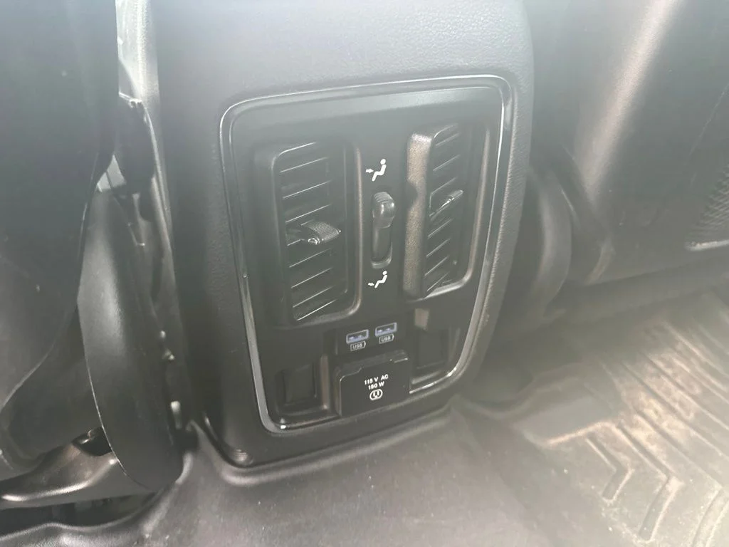 Used 2021 Silver Jeep Limited image 26