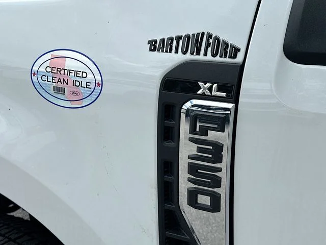 New 2026 Oxford White Ford XL image 17