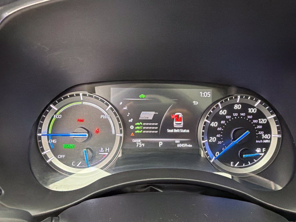 Used 2022 Beige Toyota Platinum image 15