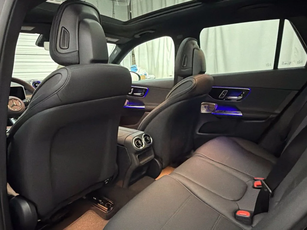 New 2027 Black Mercedes-Benz GLC 300 image 21